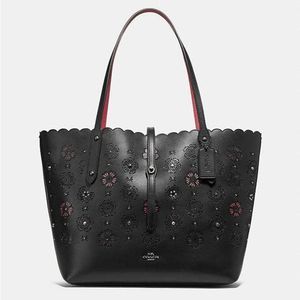 🖤 COACH 🖤 Market Tote With Cut Out Tea 1941 
Rose SOLD OUT VERY RARE